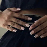 کاشت ناخن/ترمیم ۱۹۹ تخفیف ویژه