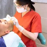 آموزش تخصصی کاشت مو و ابرو توسط مدرس باسابقه
