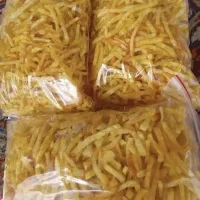 سیب زمینی و پیاز و سیر سرخ شده
