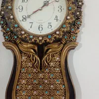 ساعت دیواری