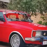 پیکان گوجه ای عروسک فروشی