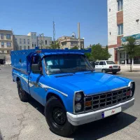 نیسان وانت دوگانه کارخانه