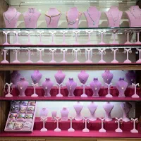 آگهی استخدام فروشنده (خانم)