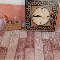 ساعت دیواری سنتی به همراه جامدادی سنتی