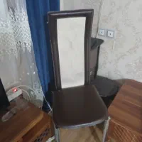 چهار عدد صندلی فلزی