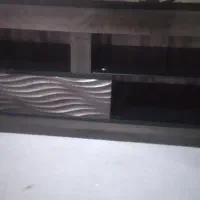 میز تی وی کاملا  سالم