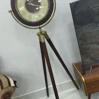 ساعت ایستاده