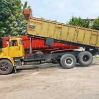 ولوو ده چرخ باری کمپرس