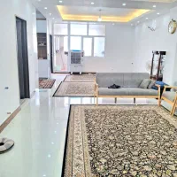 100متر-غرق-نور-سالن-کاملا-مربع-نزدیک-خیابان-اصلی