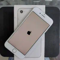اپل IPhone 8 M/LLA حافظه ۶۴ تضمینی کاملا سالم