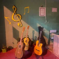 ابزار موسیقی با اموزش