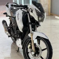 آپاچی۱۸۰ مزایده مدل ۹۴