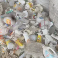 به دونفر کارگر داخل انبار ضایعات نیازمندیم