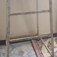 چهارپایه اهنی