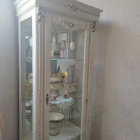 یک عدد ویترین بوفه دار کاملا نو