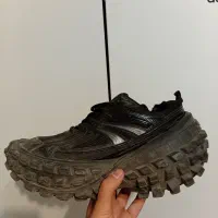 کتونی 45 دیفندر بالنسیاگا مشکی