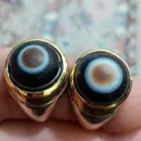 سه پوست قرآنی.کهنه.سمبع دار..