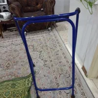 واکر در حد نو