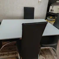 میز غذاخوری