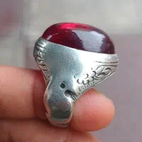 یاقوت خون کفتری