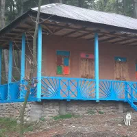 نیروی فروشنده و عکاس