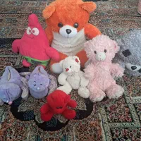 تعدادی عروسک