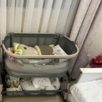 تخت کنار مادر مکسی کوزی
