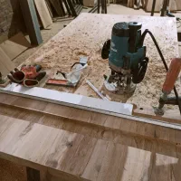 نجاری و تعمیر انواع دکوراسیون و مبلمان چوبی