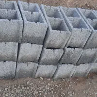 بلوک باغی  درجه یک  پر سیمان سایز استاندارد