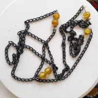 یک گردنبند شیک و با کلاس  و خاص فروشی