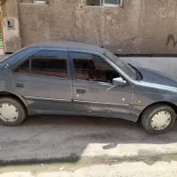 پژو ۲۰۰۰