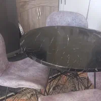 میز و صندلی