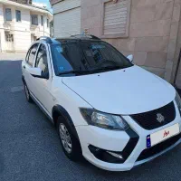 کوییک RS مدل ۴۰۲ سفید سقف مشکی