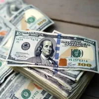 درآمد دلاری