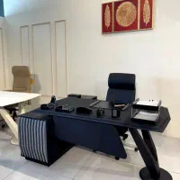 میز وکیومی سوپرمات مینیمال با پایه فلزی