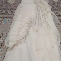 لباس عروسی