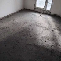 سیمان کاری پشت کار