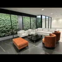 مغازه ۱۵ متری فعال  خرازی ومشاغل مرتبط میدان محسنی