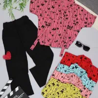ارائه انواع پوشاک بچگانه(با بهترین قیمت و کیفیت)