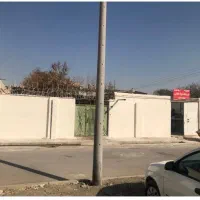 یک زوج+ مسکن رایگان
