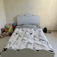 سرویس خواب / تخت خواب و میز آرایش