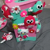 جا دستمالی و ساعت وسطل اتاق کودک