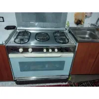 گاز فر دار سالم وبی عیب به فروش میرسد