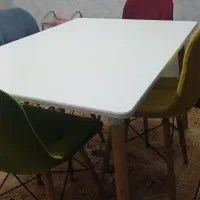 میز ناهارخوری چهار نفره