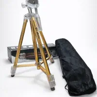 سه پایه دوربین و گوشی