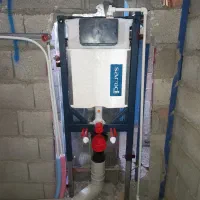 لوله کشی آب و فاضلاب نصب شیرآلات و پمپ و مخزن