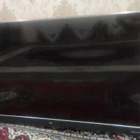 یک دستگاه تلویزیون ال ای دی  ۵۵ اینج