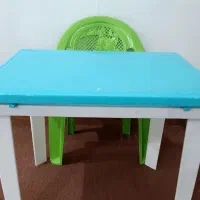 میز وصندلی