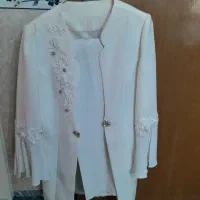 کت وشلوارسفید
