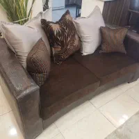 مبل ترک دونات و میز ناهار خوری و بوفه